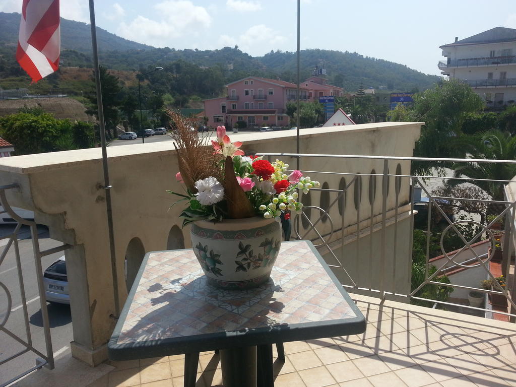 Hotel Mistef Falerna Room photo