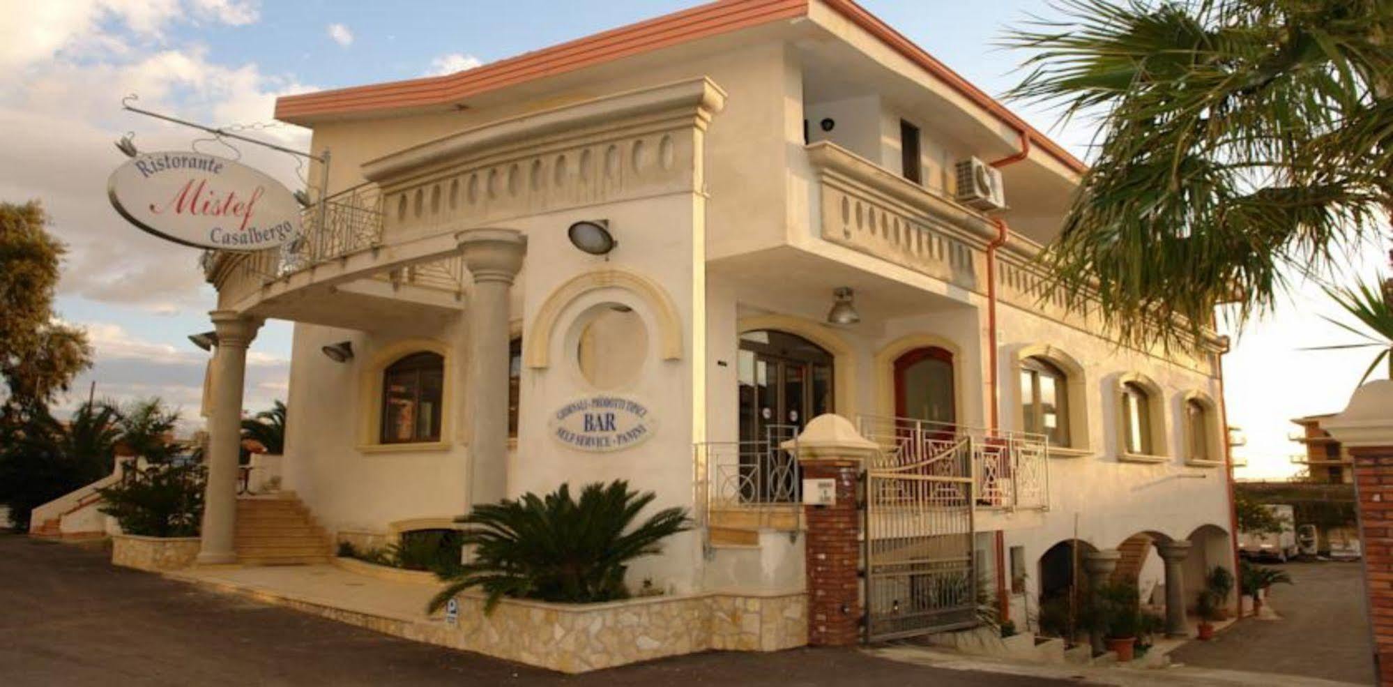 Hotel Mistef Falerna Exterior photo